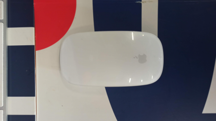 Zdjęcie przedmiotu: Apple iMac 27 "computer with Retina 5K, 3.0GHz 6-core 8th-gen. Intel Core i5, 8GB, 1TB FD, Radeon Pro 570 MRQY2ZE / A