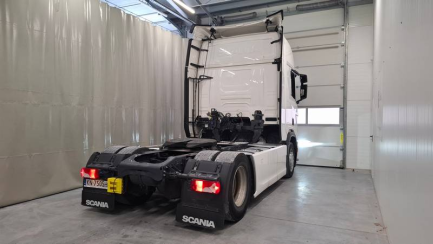 Zdjęcie przedmiotu: SCANIA R460 Super E6 18.0t Highline
