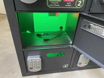 Zdjęcie przedmiotu: Charging station Power Ad sp. Z oo. PowerBox HD (SCL-04R)