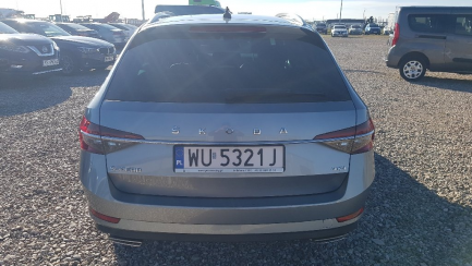 Zdjęcie przedmiotu: Skoda Superb Combi 2.0 TSI 4x4 L&K DSG