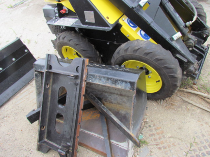 Zdjęcie przedmiotu: TUR N500 mini loader