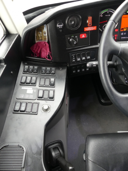 Zdjęcie przedmiotu: SCANIA HIGER TOURING HD