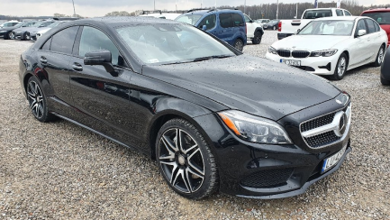 Zdjęcie przedmiotu: Mercedes-benz CLS550 sedan