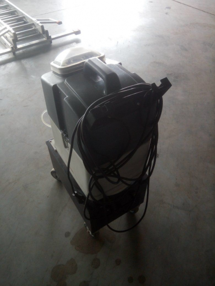 Zdjęcie przedmiotu: RUPES foam device