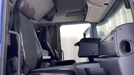 Zdjęcie przedmiotu: SCANIA R450 SCR E6 19.0t LA 4x2 HNA Topline