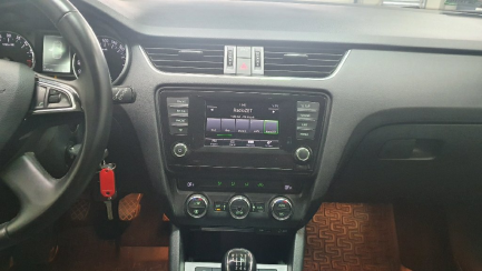 Zdjęcie przedmiotu: SKODA, Octavia III Kombi 13-17, 2.0 TDI Elegance