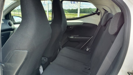 Zdjęcie przedmiotu: Toyota Aygo 1.0 VVT-i X + LPG