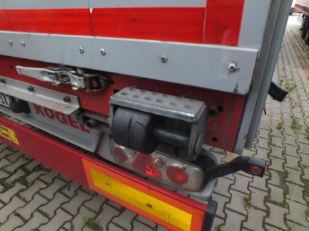 Zdjęcie przedmiotu: KOEGEL SN24 Curtain semi-trailer