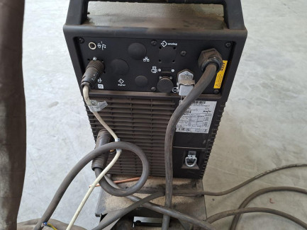 Zdjęcie przedmiotu: EWM Taurus 405 Steel Synergic S inverter welding machine