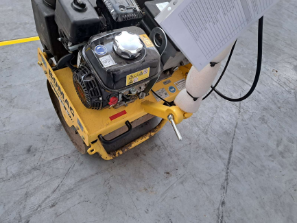 Zdjęcie przedmiotu: Однобарабанний каток Bomag BW55e з ручним керуванням