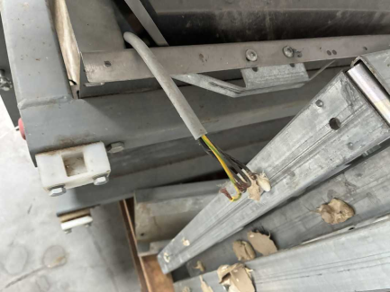 Zdjęcie przedmiotu: Dźwig towarowy Atlift 100.45/0