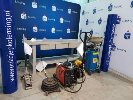 Zdjęcie przedmiotu: Workshop equipment set