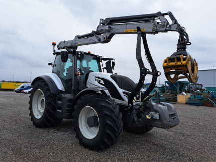 Zdjęcie przedmiotu: VALTRA T255 agricultural tractor + KESLA 316T crane