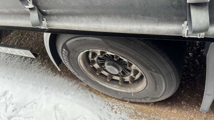 Zdjęcie przedmiotu: KOGEL SN24 Mega 35.0t Skrzyniowa