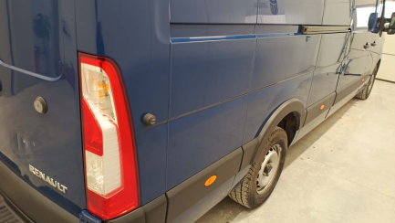 Zdjęcie przedmiotu: Renault Master RWD 2.3 dCi E6 3.5t L4H3 Extra S&S+E