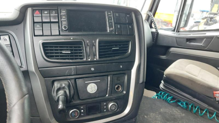 Zdjęcie przedmiotu: Iveco STRALIS E6 18.0t