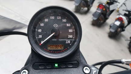 Zdjęcie przedmiotu: HARLEY-DAVIDSON Sportster Iron 883