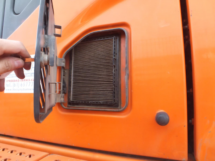 Zdjęcie przedmiotu: Koparka gąsiennicowa DOSSAN DX 530 LC-3