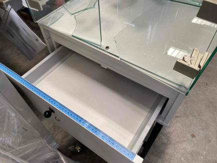 Zdjęcie przedmiotu: Furniture set