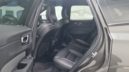 Zdjęcie przedmiotu: Volvo XC60 B4 D AWD R-Design aut