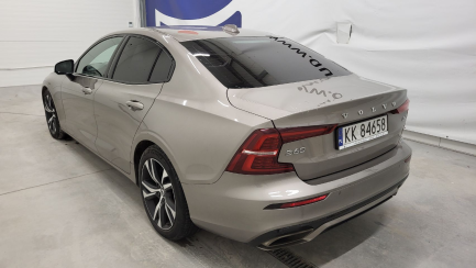 Zdjęcie przedmiotu: Volvo S60 B4 B R-Design aut