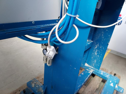 Zdjęcie przedmiotu: Pneumatic press for HEGAM PP-200 candle inserts