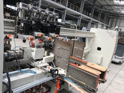 Zdjęcie przedmiotu: LAZZONI EXPERT 806 through-feed drilling machine