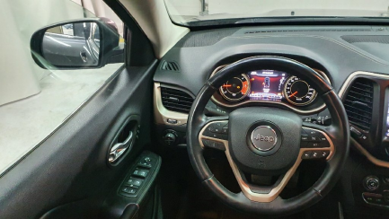 Zdjęcie przedmiotu: Pierwotna cena 56 500 PLN NETTO Jeep Cherokee 2.0 MJD Active Drive