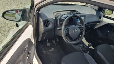 Zdjęcie przedmiotu: Toyota Aygo 1.0 VVT-i X + LPG