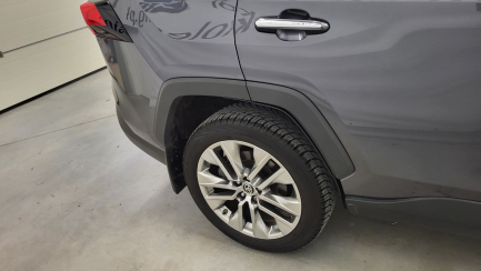 Zdjęcie przedmiotu: Toyota RAV4 2.5 Hybrid Executive 4x4