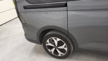 Zdjęcie przedmiotu: Ford Tourneo Connect 2.0 EcoBlue Active aut