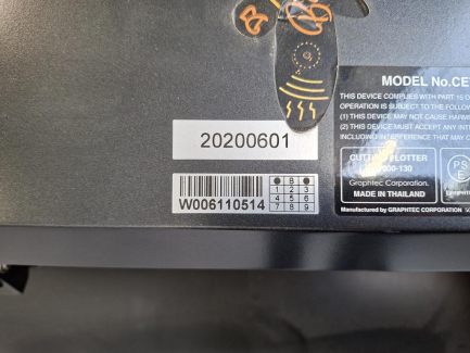 Zdjęcie przedmiotu: Ploter tnący GRAPHTEC CE7000-130