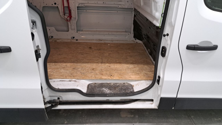 Zdjęcie przedmiotu: Renault Trafic 2.0 Blue dCi E6 3.1t L2H1 Extra (1200)