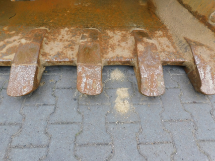 Zdjęcie przedmiotu: Hyundai Heavy Industries CO tracked excavator. LTD. R500LC - 7A