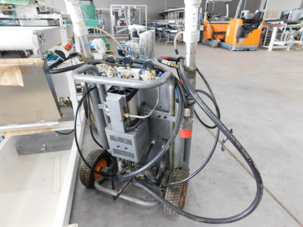 Zdjęcie przedmiotu: A set for spraying and polyurethane injection