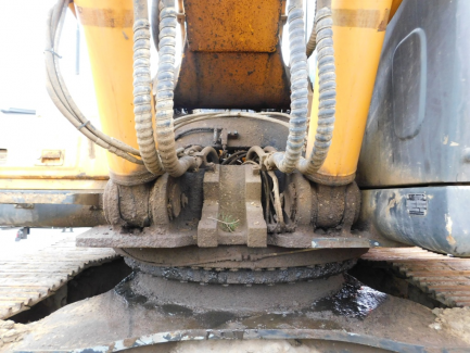 Zdjęcie przedmiotu: Hyundai Heavy Industries CO tracked excavator. LTD. R500LC - 7A