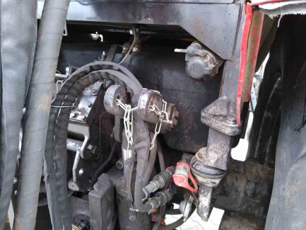 Zdjęcie przedmiotu: AUKCJA PAKIETOWA Ciągnik rolniczy Belarus 1221.2 + Przyczepa zrywkowa Palms 12D/700