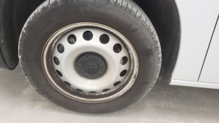 Zdjęcie przedmiotu: Opel Combo Basic E Cargo