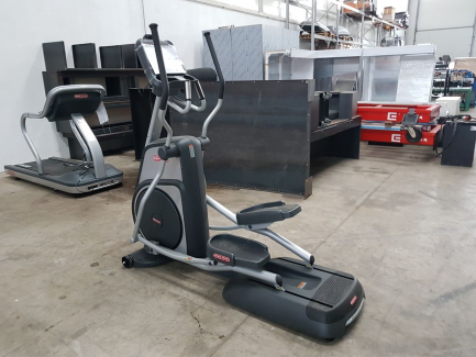 Zdjęcie przedmiotu: STAR TRAC sports equipment set 1x TREADMILL + 3x ORBITREK