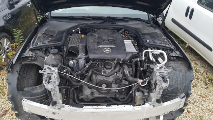 Zdjęcie przedmiotu: Mercedes-benz C 180 9G-TRONIC