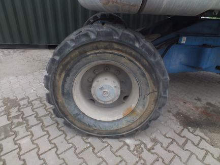 Zdjęcie przedmiotu: GENIE Z 135/70 articulated petrol platform