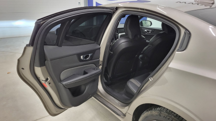 Zdjęcie przedmiotu: Volvo S60 B4 B R-Design aut