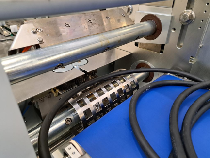 Zdjęcie przedmiotu: LINIA DO AUTOMATYCZNEGO PAKOWANIA KANAPEK PACKSUD HPS 20