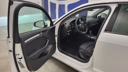Zdjęcie przedmiotu: Audi A3 Sportback 35 TFSI S tronic
