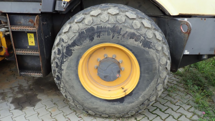 Zdjęcie przedmiotu: VOLVO SD130 DX combination roller