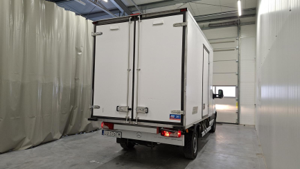 Zdjęcie przedmiotu: MERCEDES-BENZ/IGLOPOL SPRINTER E6 3.5t