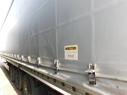 Zdjęcie przedmiotu: AUCTION OF THE DAY WIELTON NS3K Curtain trailer