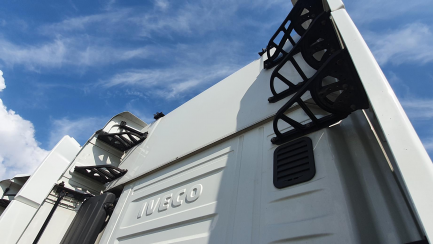 Zdjęcie przedmiotu: Iveco AS440T/P 4x2 Hi-Way