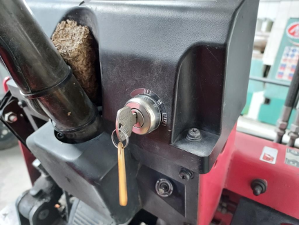 Zdjęcie przedmiotu: Nissan PJ01A18 stacker truck