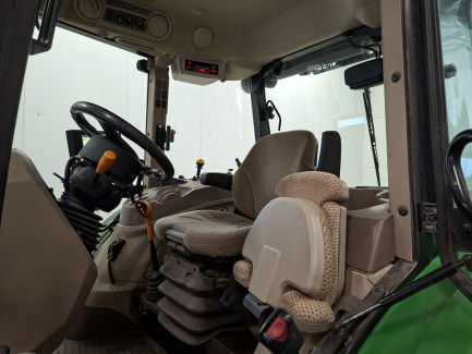 Zdjęcie przedmiotu: Ciągnik rolniczy JOHN DEERE 5090M